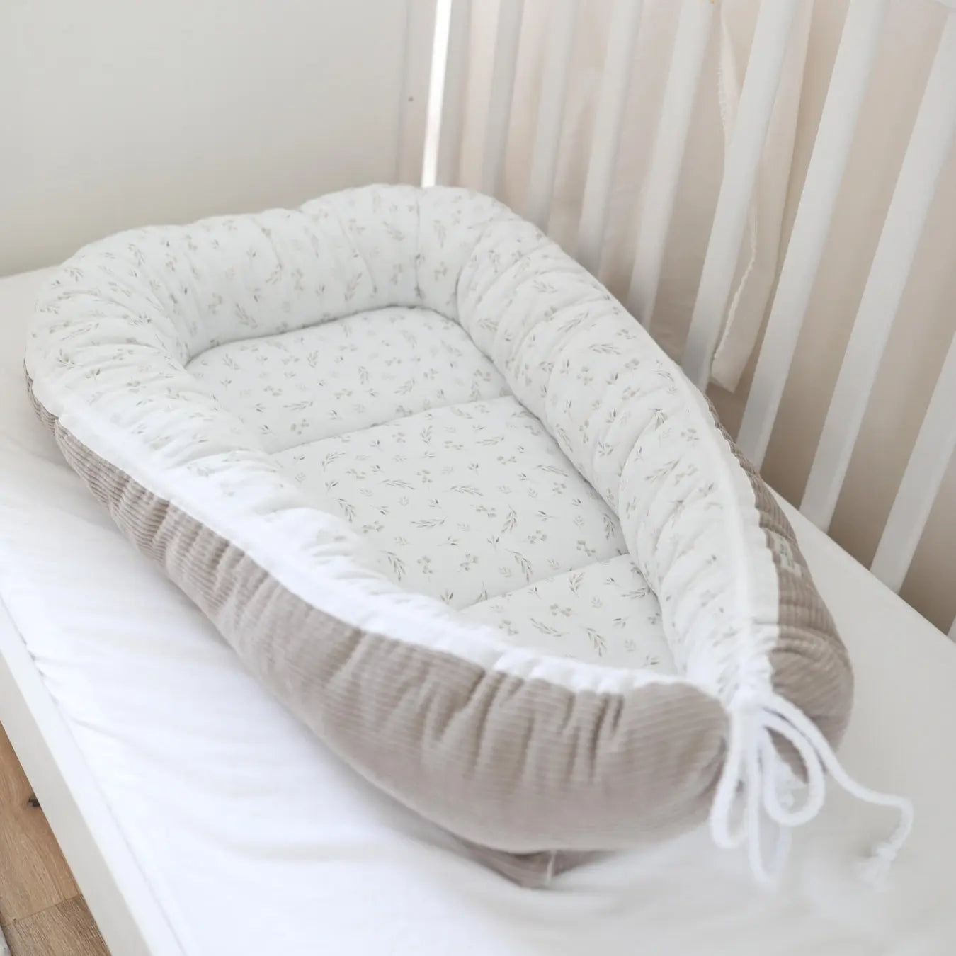 Handgefertigtes Premium Babynest