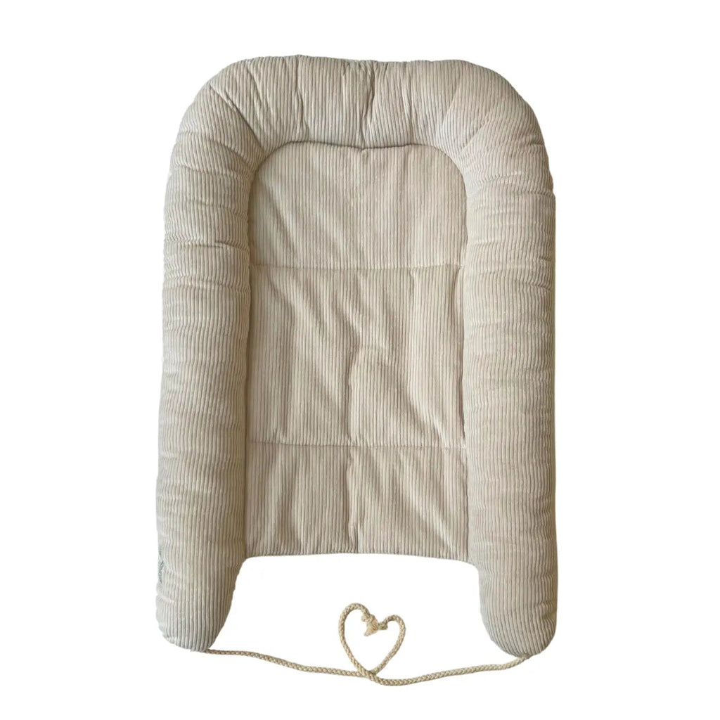 Handgefertigtes Premium Babynest